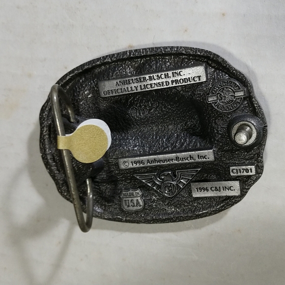 - 🆕🐸Belt Buckle Raised 3-D Pewter Budweiser Beer Bottle and Frog - Picture 9 of 9